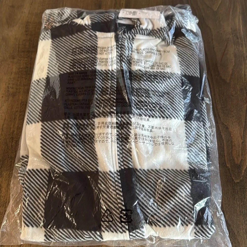 Onesie one-piece Pajama for kids GAP KIDS new with tag | size 4
